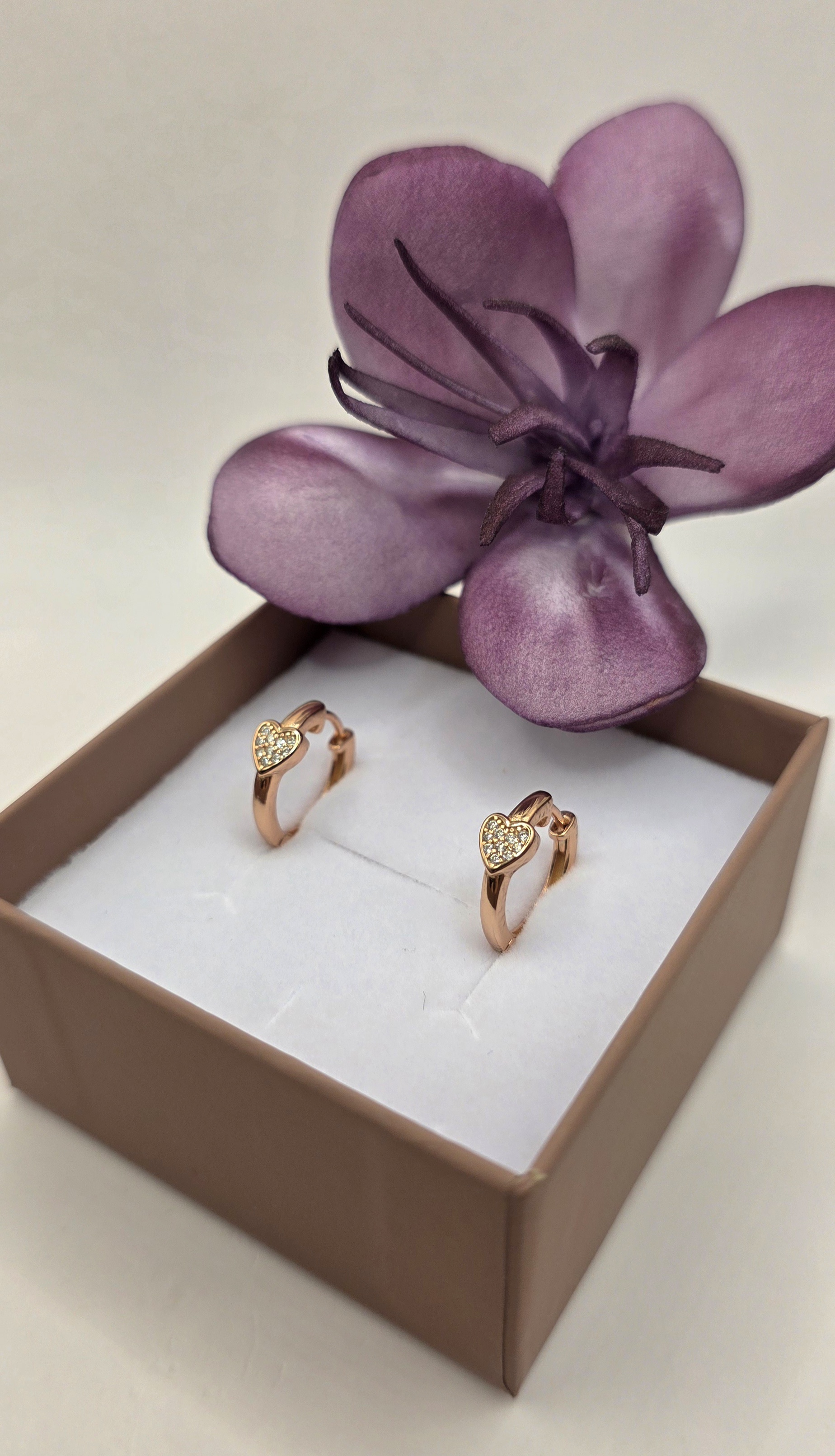 STŘÍBRNÉ PANTOVÉ KROUŽKY SRDÍČKA ROSE GOLD