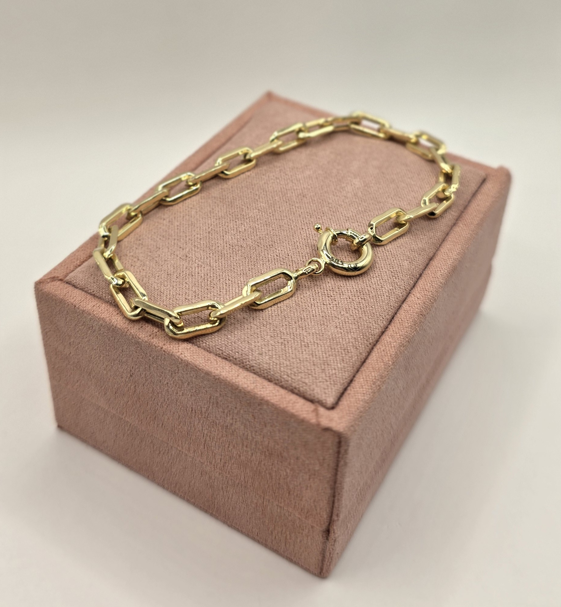 ZLATÝ TRENDY NÁRAMEK ZE ŽLUTÉHO ZLATA 19.5CM