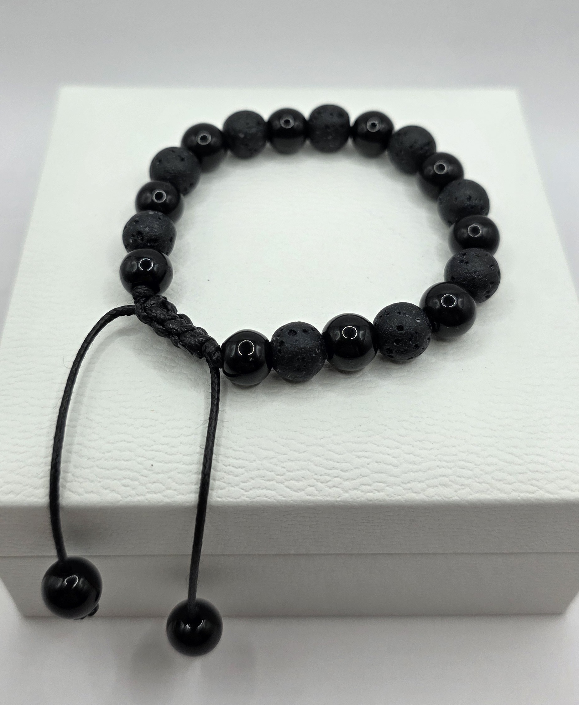 MINERÁLNÍ NÁRAMEK MN-1 / ONYX A LÁVA 8MM